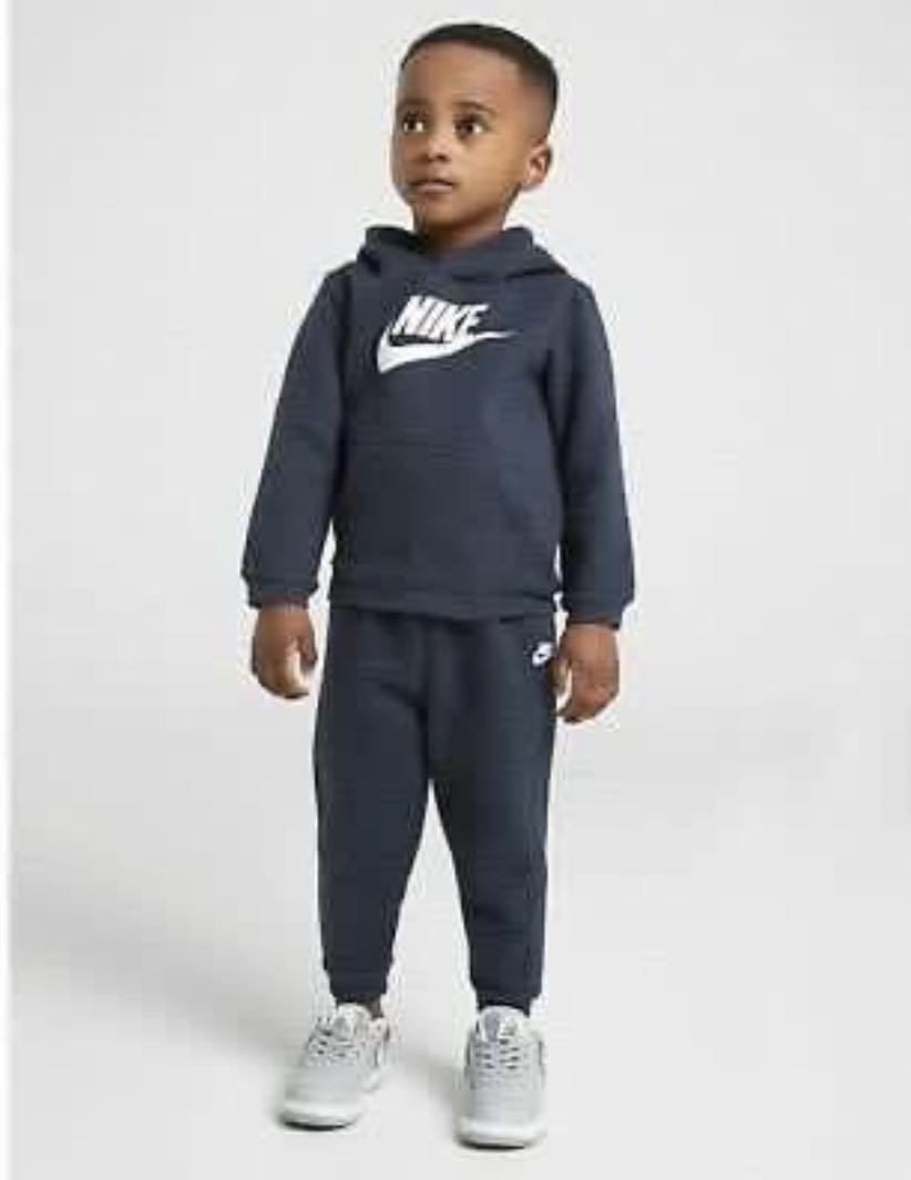 Infant grey nike tracksuit hotsell