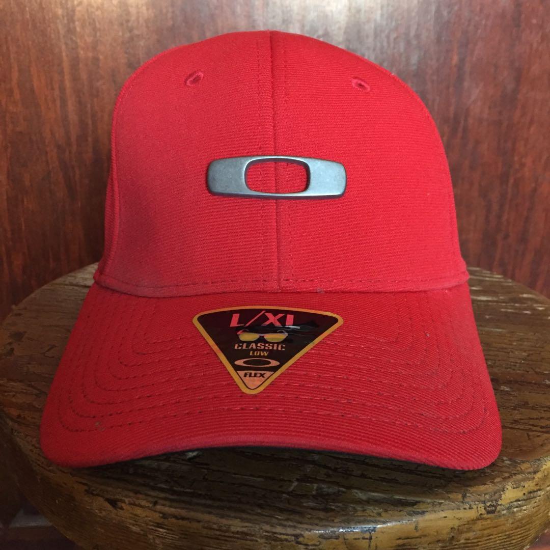 Oakley metal gas can cap outlet