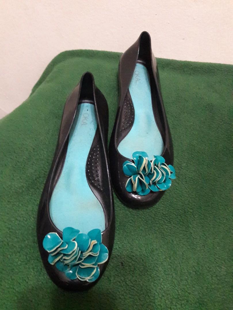oka b jelly flats