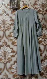 Gamis Hijau Botol Fesyen Wanita Muslim Fashion Gaun Di Carousell