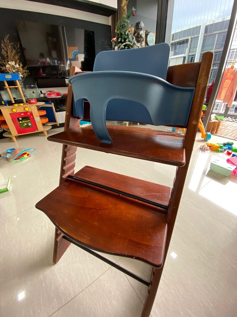 Tripp trapp best sale high chair walnut