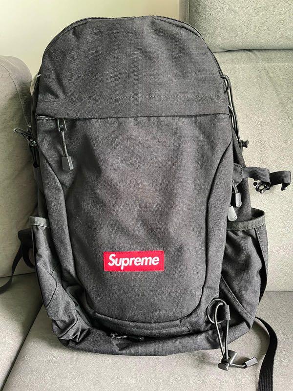 Supreme 33th backpack hotsell