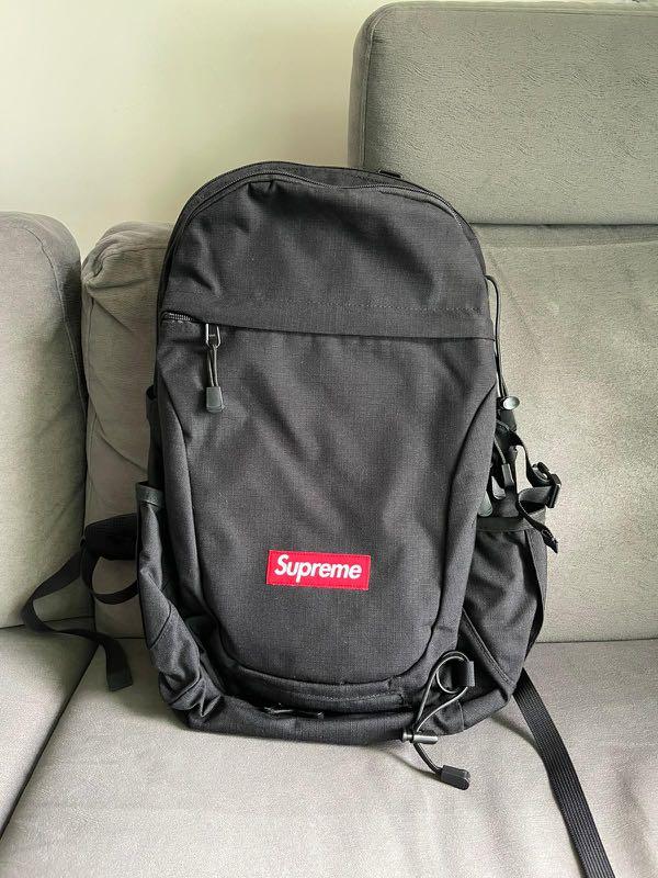 Supreme hotsell 33th backpack