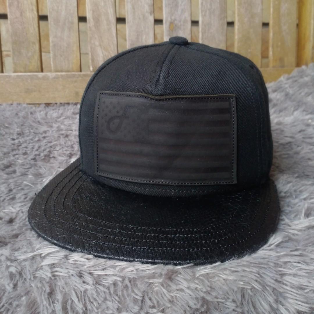 Topi snapback Flat Fitty, Fesyen Pria 