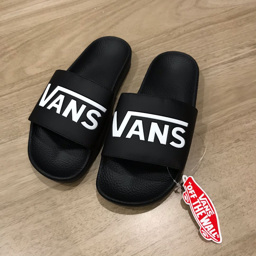Sandal slip on vans store