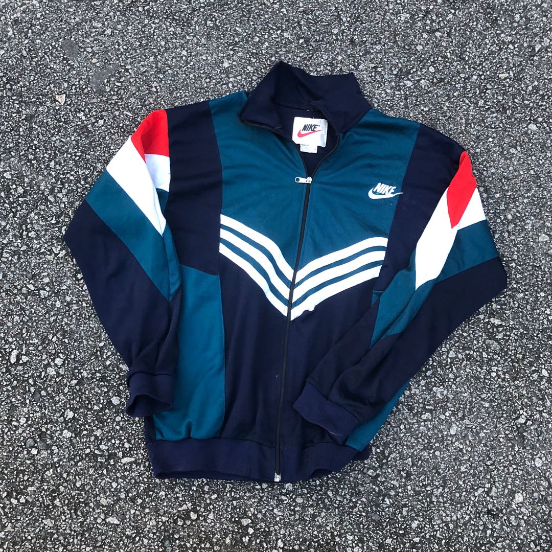 classic nike windbreaker