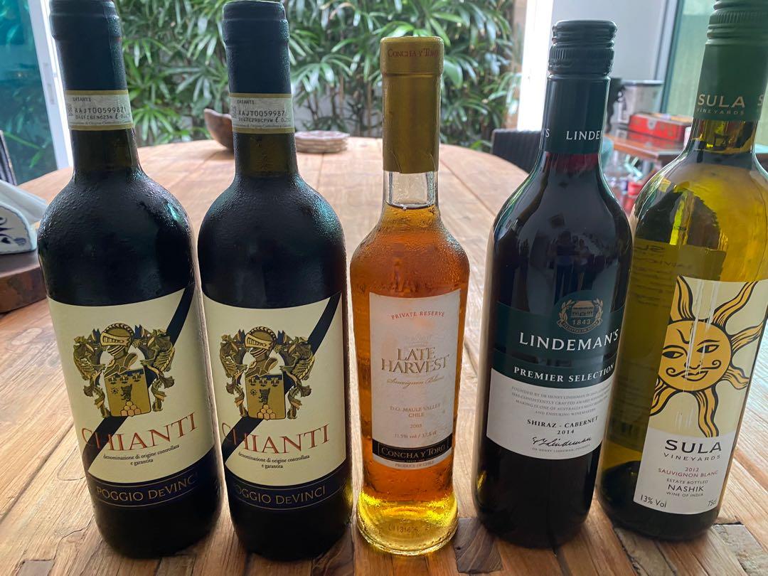 Wine bundle (Category: Alcoholic Beverages) located in Singapore. Submitted by piljam (Listing ID 1052154175, Image 1). Description: Nett price wine bundle.