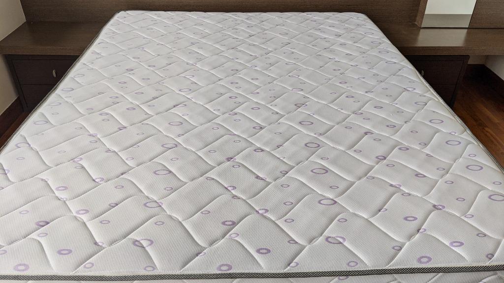 Wonderest Orthorest spring mattress with extra spinal support