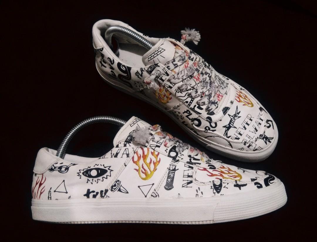 SALE ZARA MAN GRAFFITI SNEAKERS MENS Men s Fashion Footwear