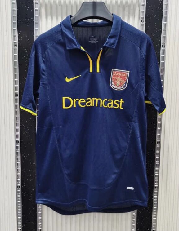 Arsenal 2000 away kit 2025