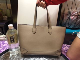 （分類：）位於 。 由 buzzsharon 提交（商品編號 1052336797，圖片 1）。簡介： 。
