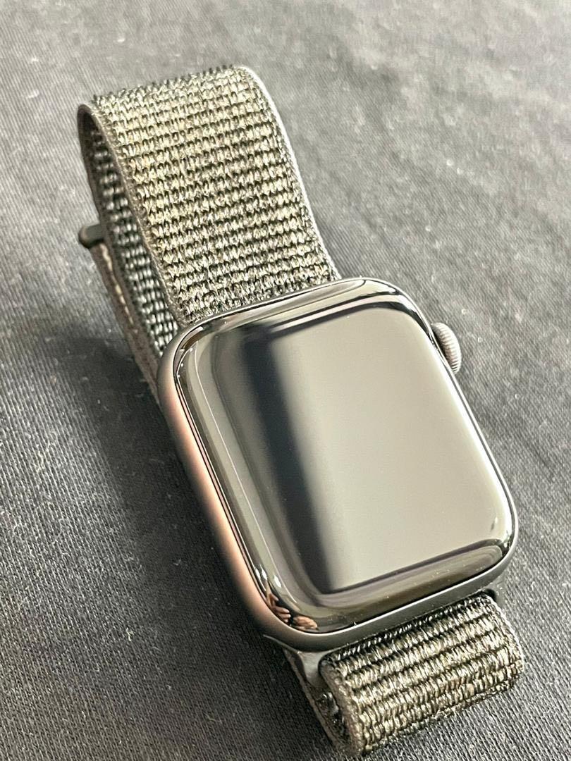 Apple watch series 4 discount nike+ 44mm sport loop