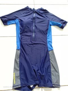 (Kategori: ) berada di . Dikirim oleh seassi_store (ID iklan 1052344463, Gambar 1). Deskripsi: .