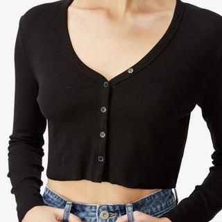 (Category: ) located in . Submitted by thrillthrifts (Listing ID 1052419050, Image 1). Description: .