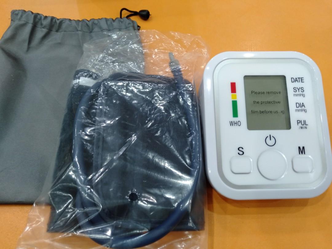 Digital bp monitor (Category: Monitor Screens) located in Quezon City. Submitted by joselaquino (Listing ID 1052390541, Image 2). Description: brandnew digital bp monitor.