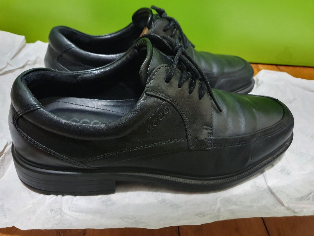 Ecco black leather shoes