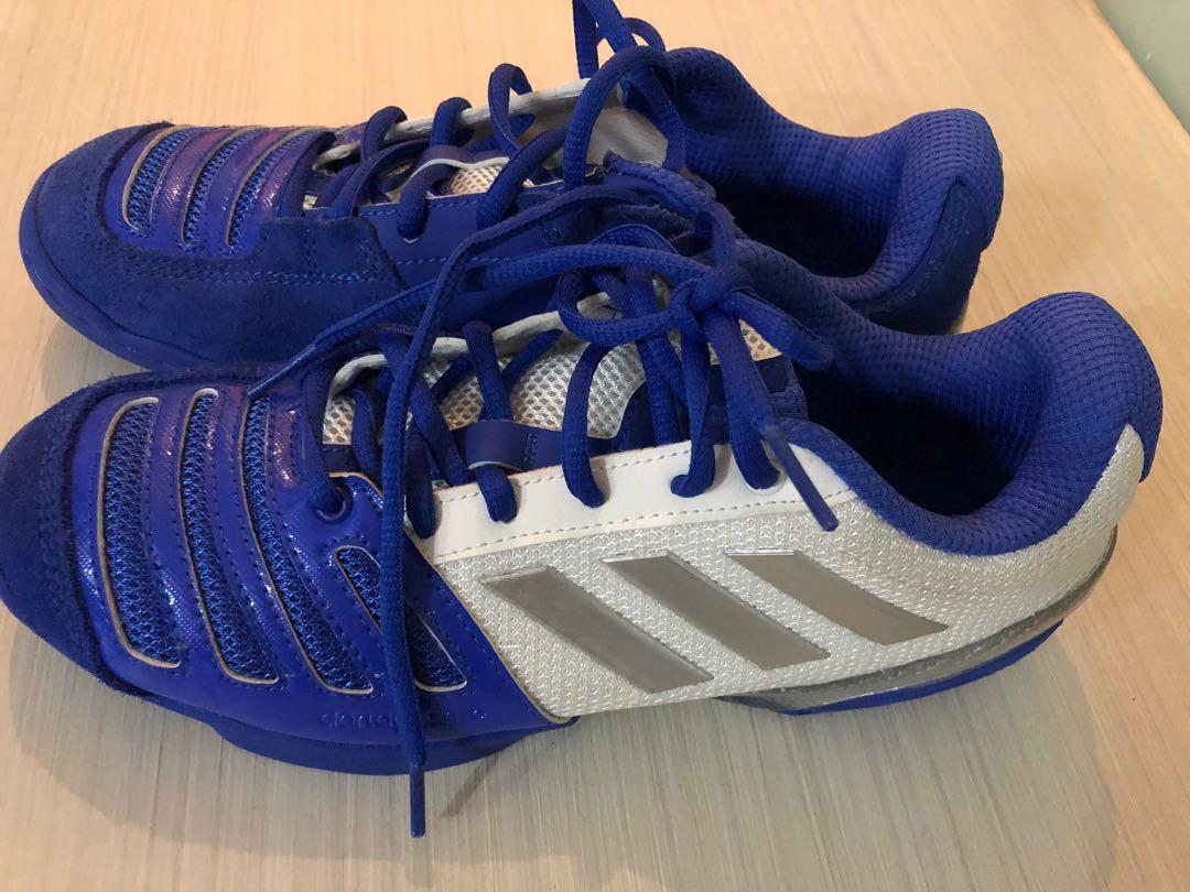 Fencing shoes, Women's Fashion, Footwear, Sneakers on Carousell