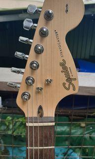 Fender Stratocaster Squier with Fender Amp