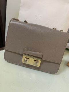 （分類：）位於 。 由 xoxoxoworks 提交（商品編號 1052378154，圖片 1）。簡介： 。