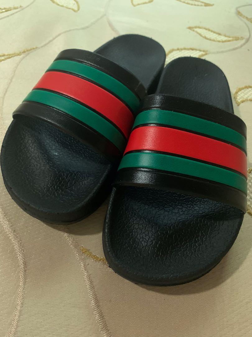 Gucci black pursuit slides sales