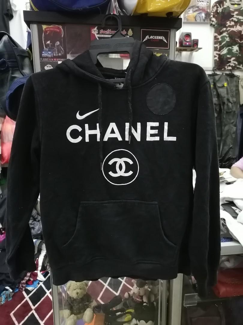AuthenticVintageThriftReseller on Instagram Authentic Chanel x Nike Coco  sweater ColourBlack SizexLarge Condition9 10 PriceSOLD chanel  cocochanel nike swoosh nikeswoosh