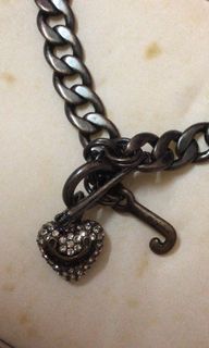 (Category: ) located in . Submitted by linzi91 (Listing ID 1052520481, Image 1). Description: .