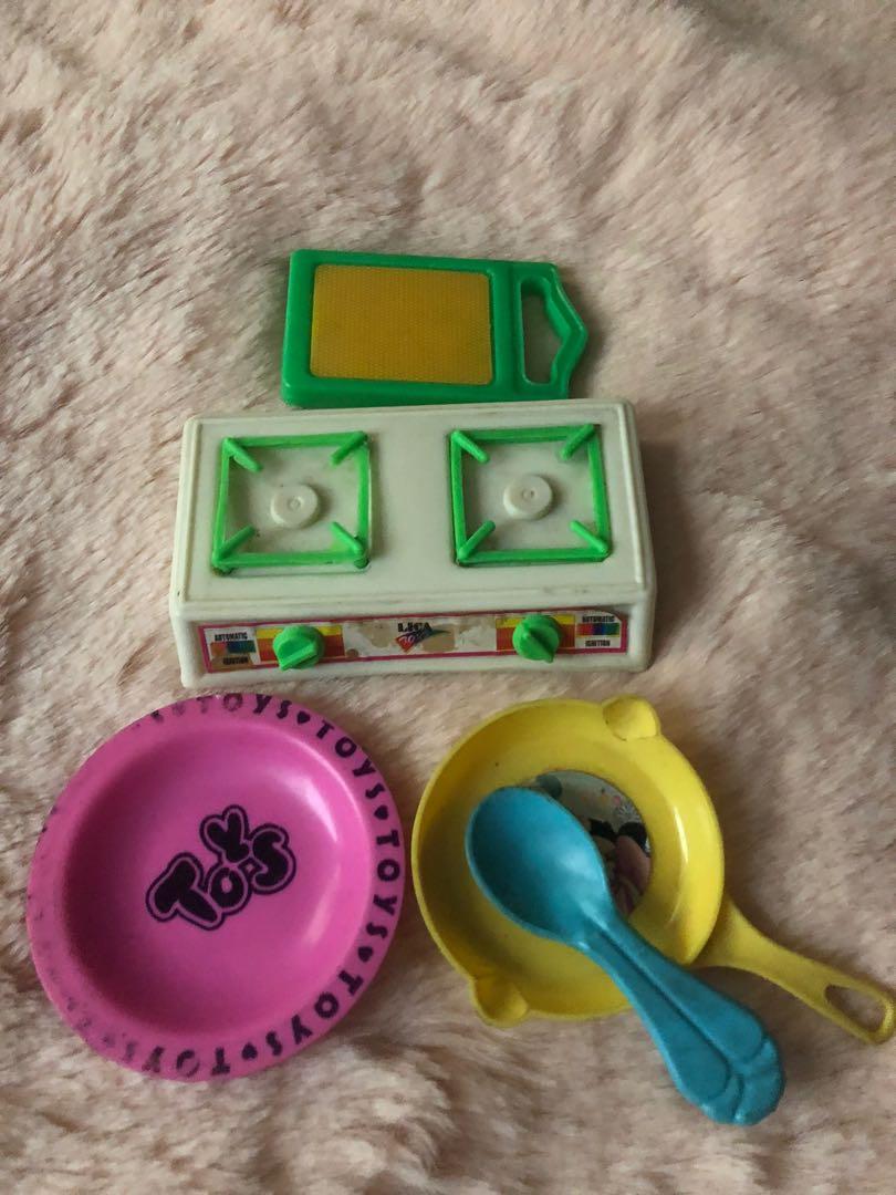 Kitchen play toys (Category: Infant Playtime) located in Manila. Submitted by bondea (Listing ID 1052368193, Image 2). Description: Lutu lutuan set P45/ set.