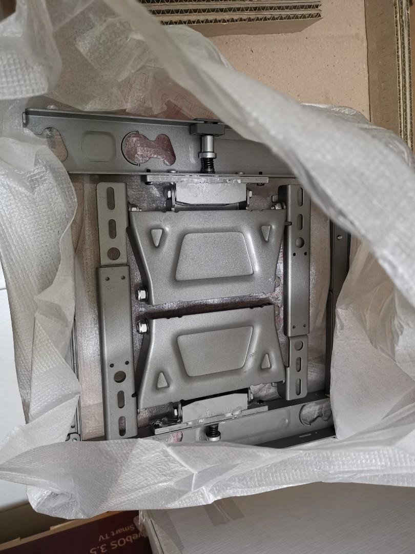 LG Wall mount bracket OLW480 brand new, TV & Home Appliances, TV