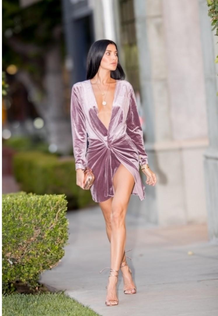 Lioness velvet dress 2025
