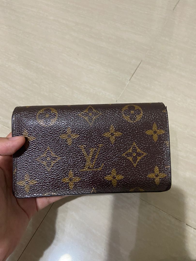 LN LV ZOE WALLET (M62932), Luxury, Bags & Wallets on Carousell