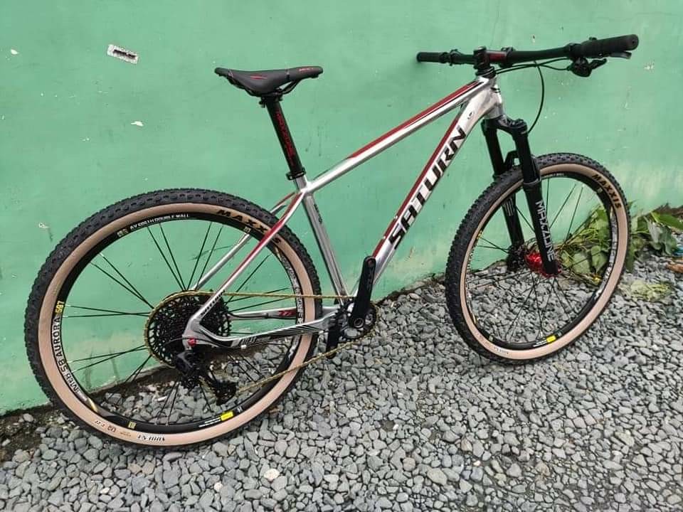 Saturn frame sales 27.5