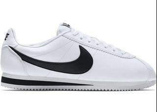 black and gold nike cortez womens