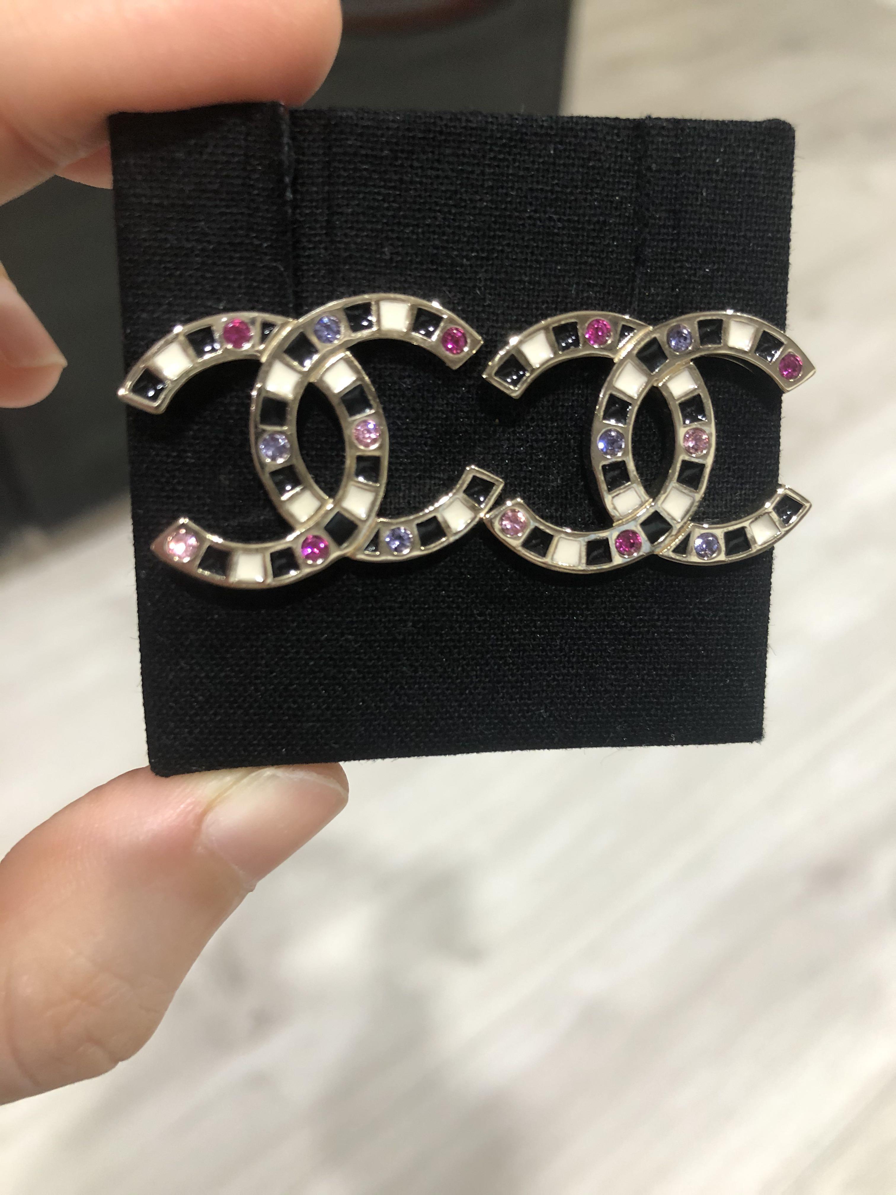 Genuine chanel top earrings