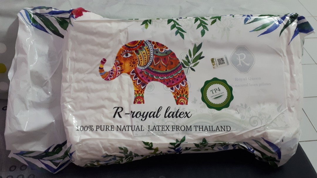 R royal Latex Pillow