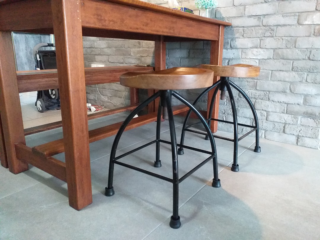 Rustic Bar Stools / Made in Java, Indonesia, Furniture & Home Living