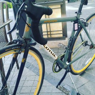 （分類：）位於 。 由 marcotriend 提交（商品編號 1052336769，圖片 1）。簡介： 。