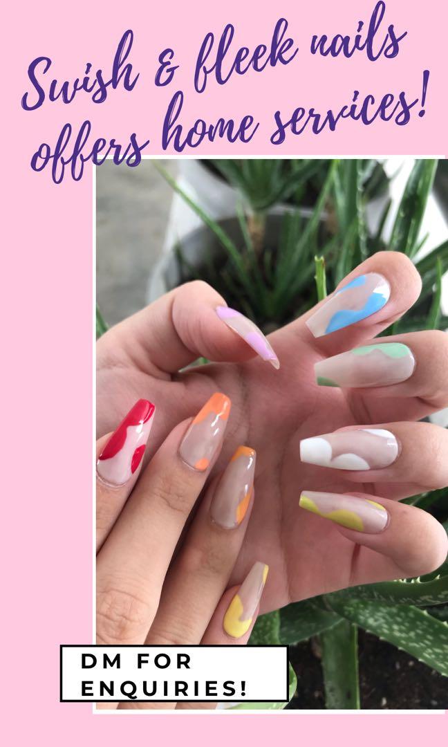 Smiley Face Press On Nails Health Beauty Hand Foot Care On Carousell These press on nails are a pink and gold glitter nail that's made from faux nails, which are also. smiley face press on nails