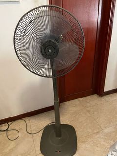 (Category: ) located in . Submitted by clickerg (Listing ID 1052392866, Image 1). Description: .