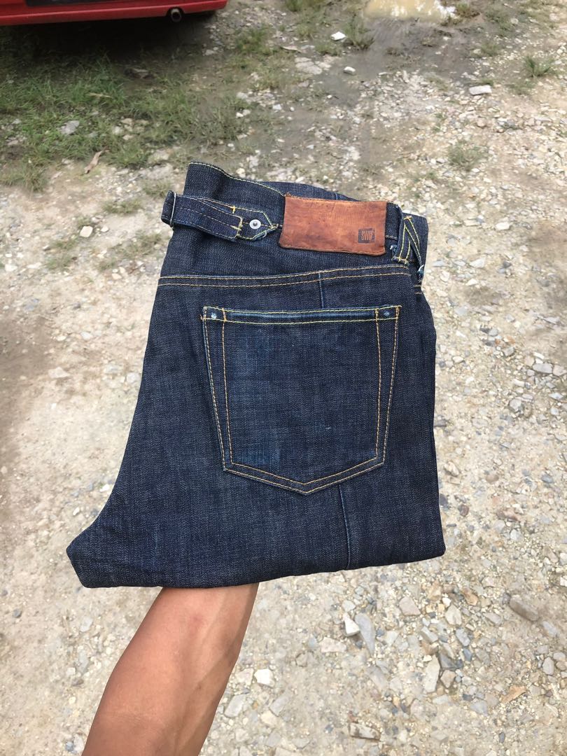 swagger buckle back selvedge, Men's Fashion, Clothes, Bottoms on Carousell