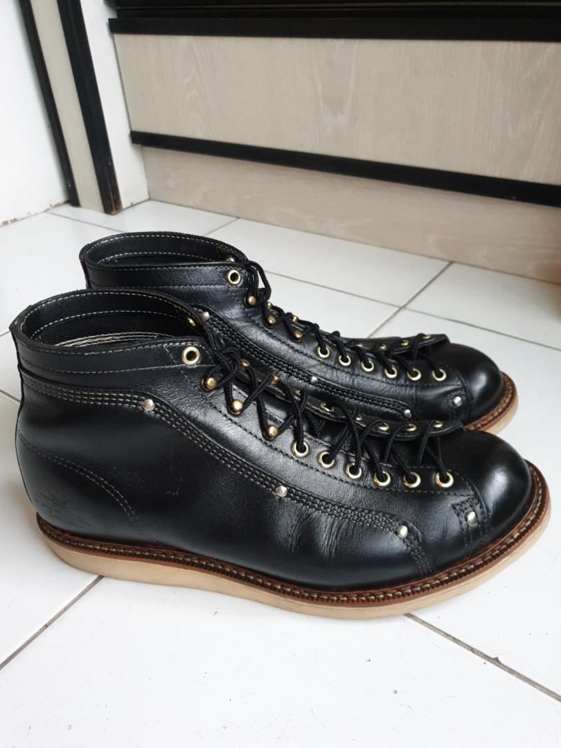 Thorogood Roofer Boots Men s Fashion Footwear Boots on Carousell
