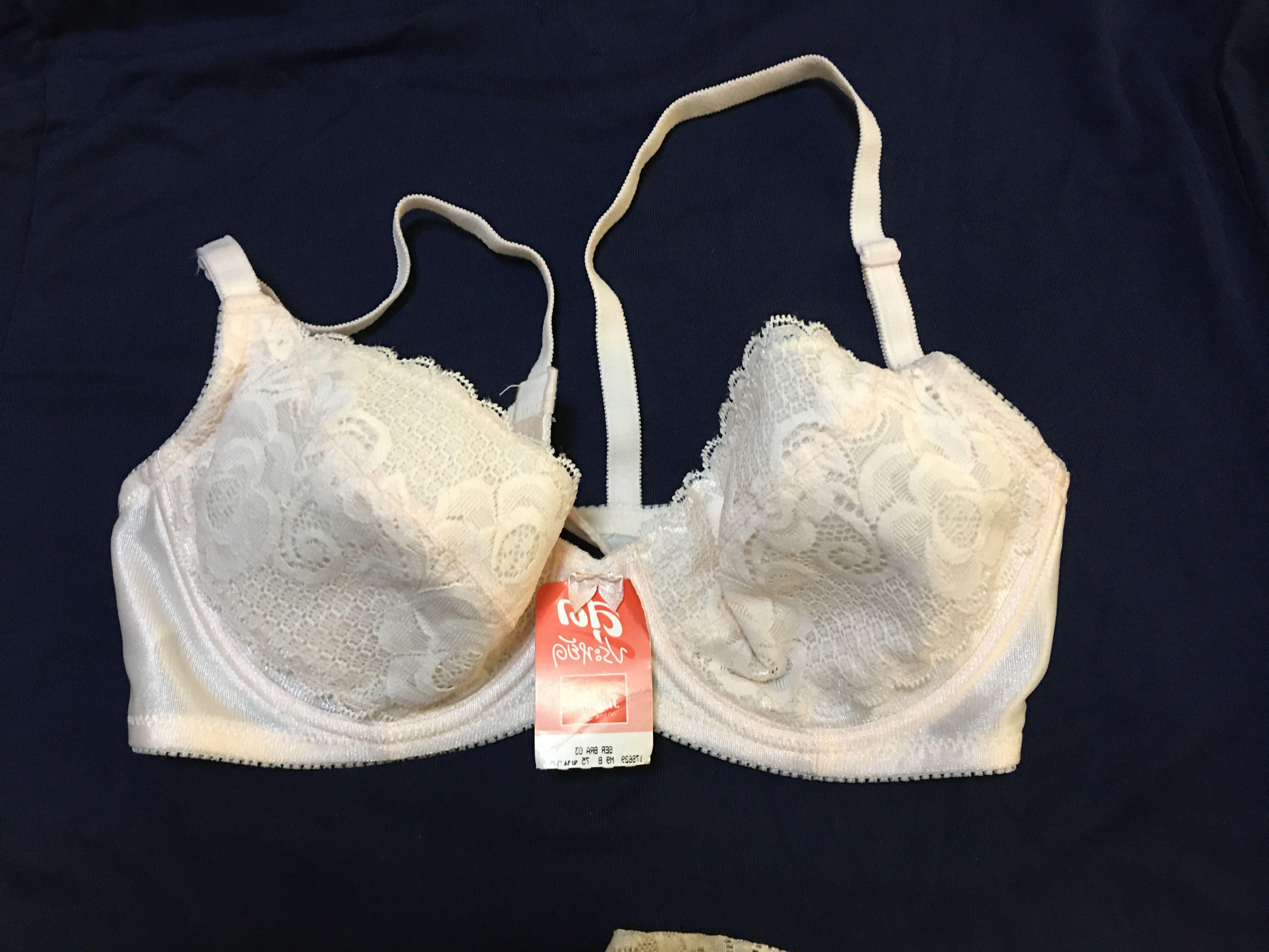 Maximiser Bra size 75B, Women's Fashion, New Undergarments & Loungewear on  Carousell