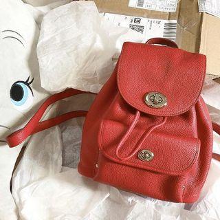 (88% new) Coach 皮革迷你後背包 紅色 旋轉扣 束口 掀蓋