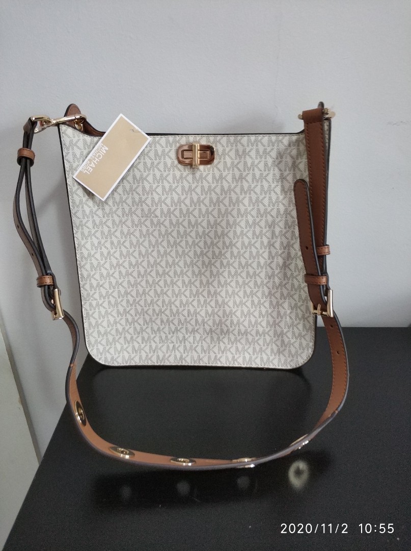 Bn. Authentic MK michael kors sullivan messenger bag, Luxury, Bags