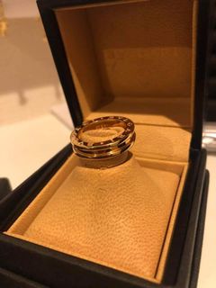 (Category: ) located in . Submitted by authenticandluxury_bags (Listing ID 1046573309, Image 1). Description: .