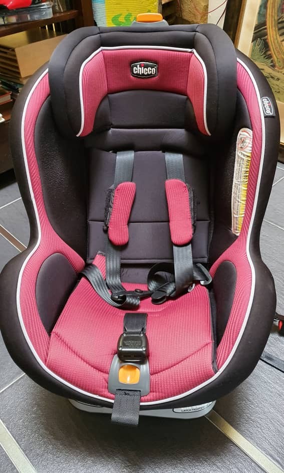 chicco nextfit pink