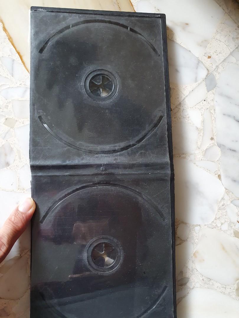 Empty CD cases (Category: CDs & DVDs) located in Singapore. Submitted by buy.value (Listing ID 266433070, Image 3). Description: Empty CD cases of about 40. Too wasted to throw away..
