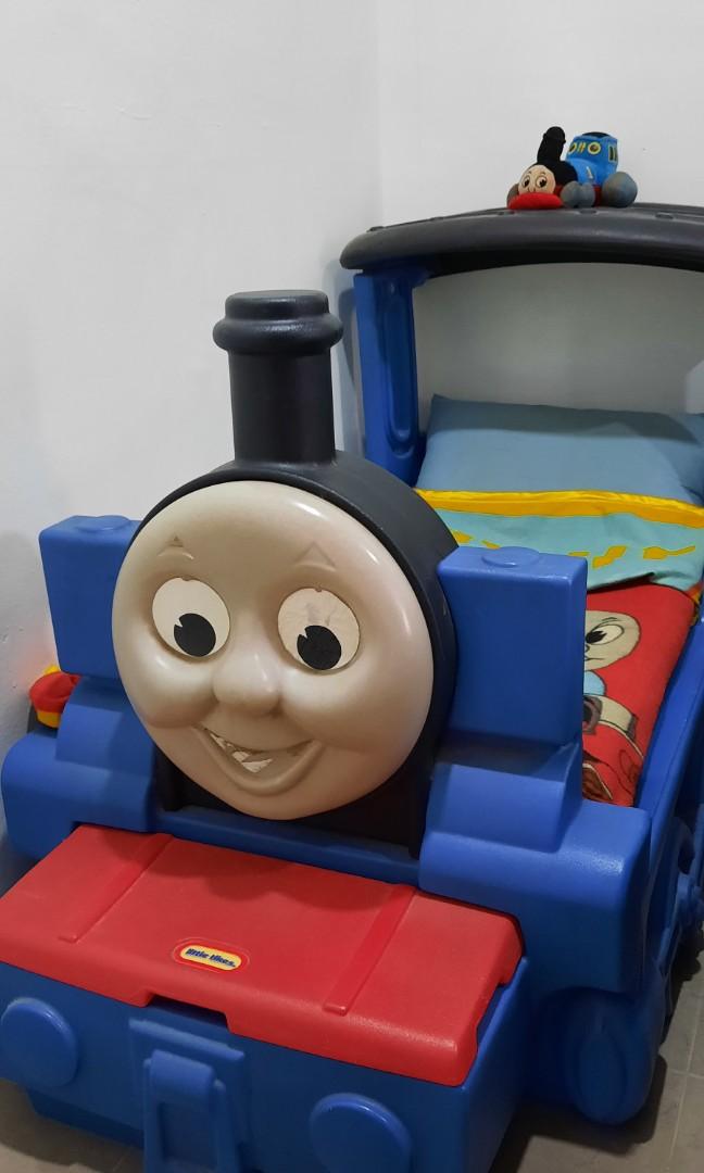 Little tikes thomas discount the train toddler bed