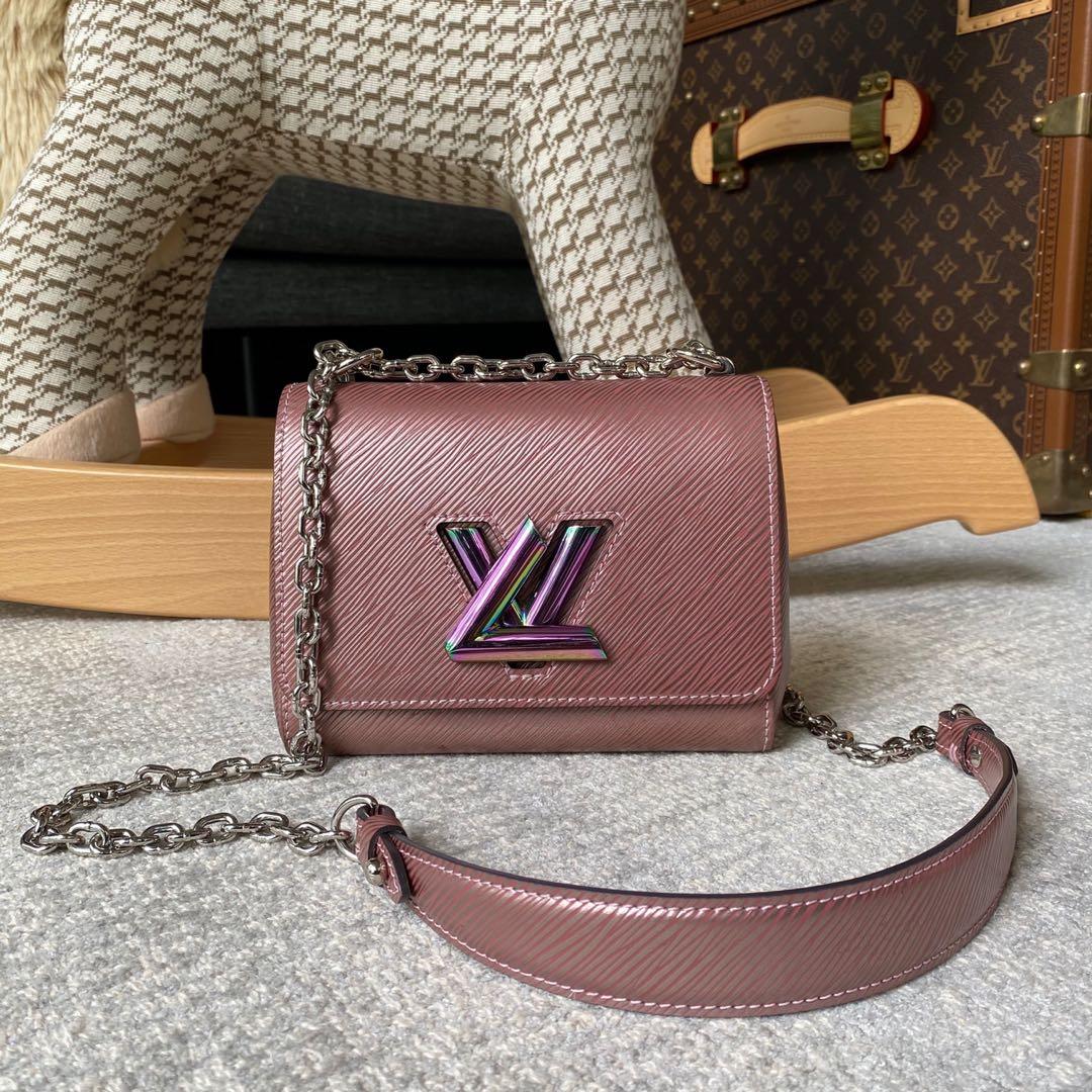Lv Twist PM in white color, Women's Fashion, Bags & Wallets, Shoulder Bags  on Carousell
