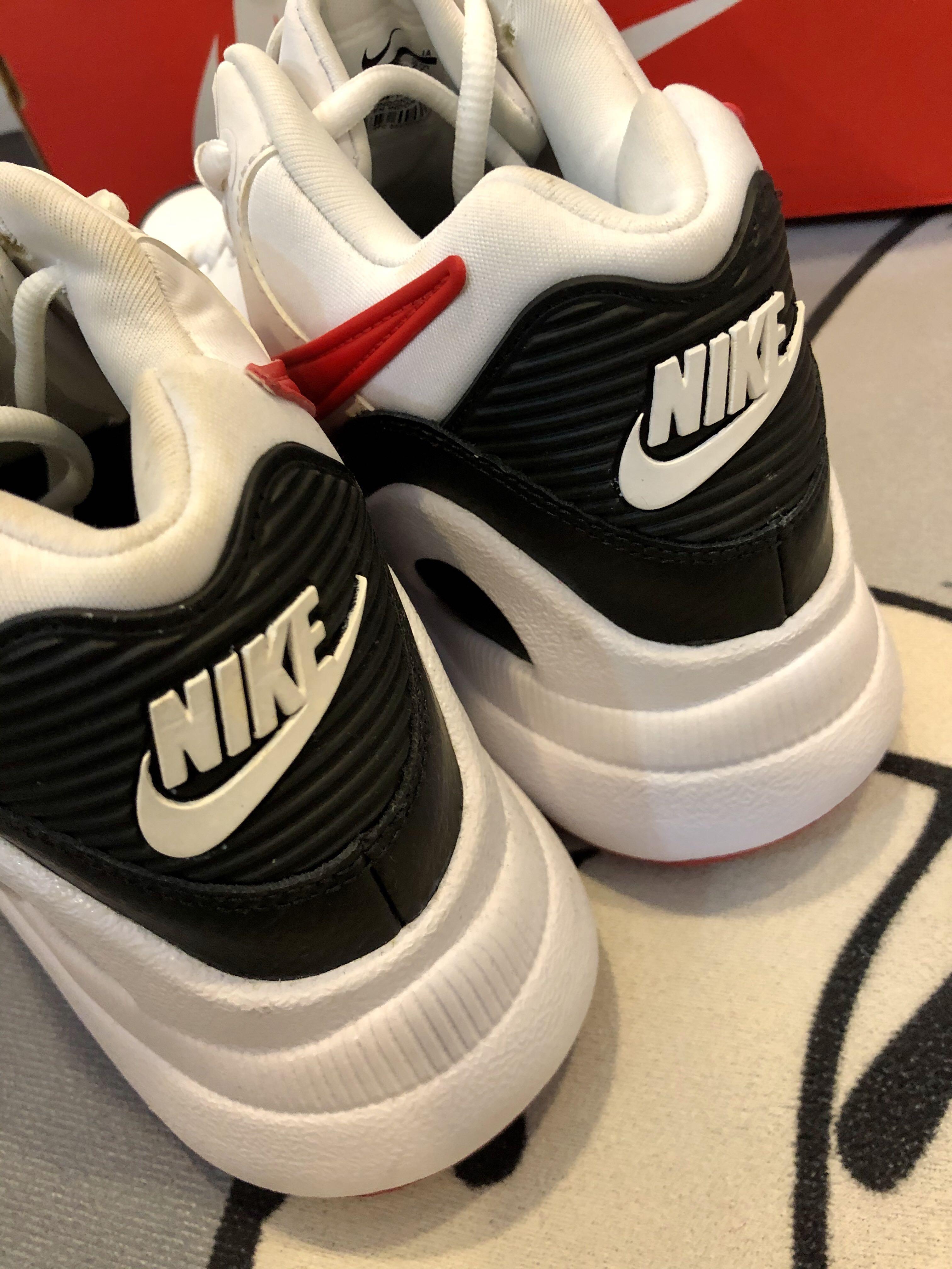 Nike dilatta white store