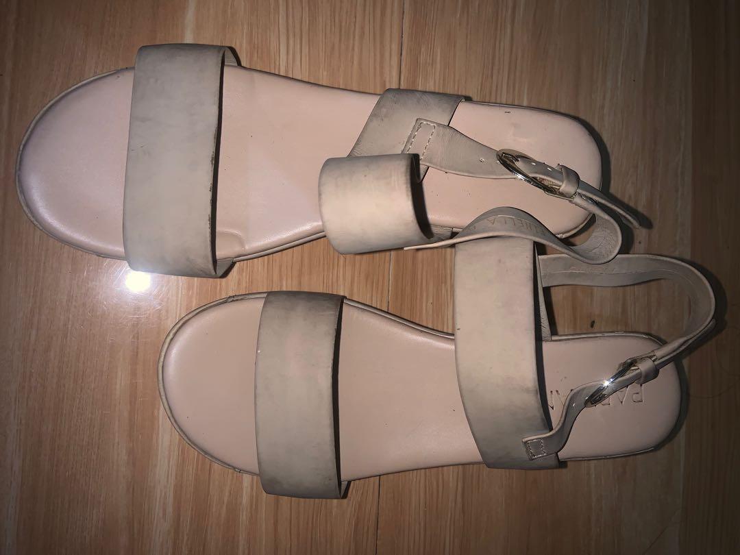 nude wedges size 7